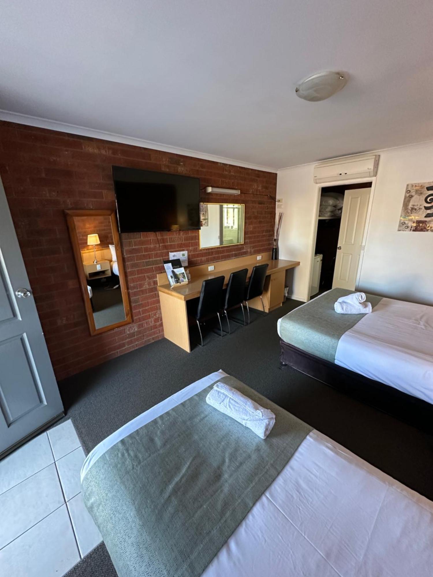 Pevensey Motor Lodge Echuca Kültér fotó