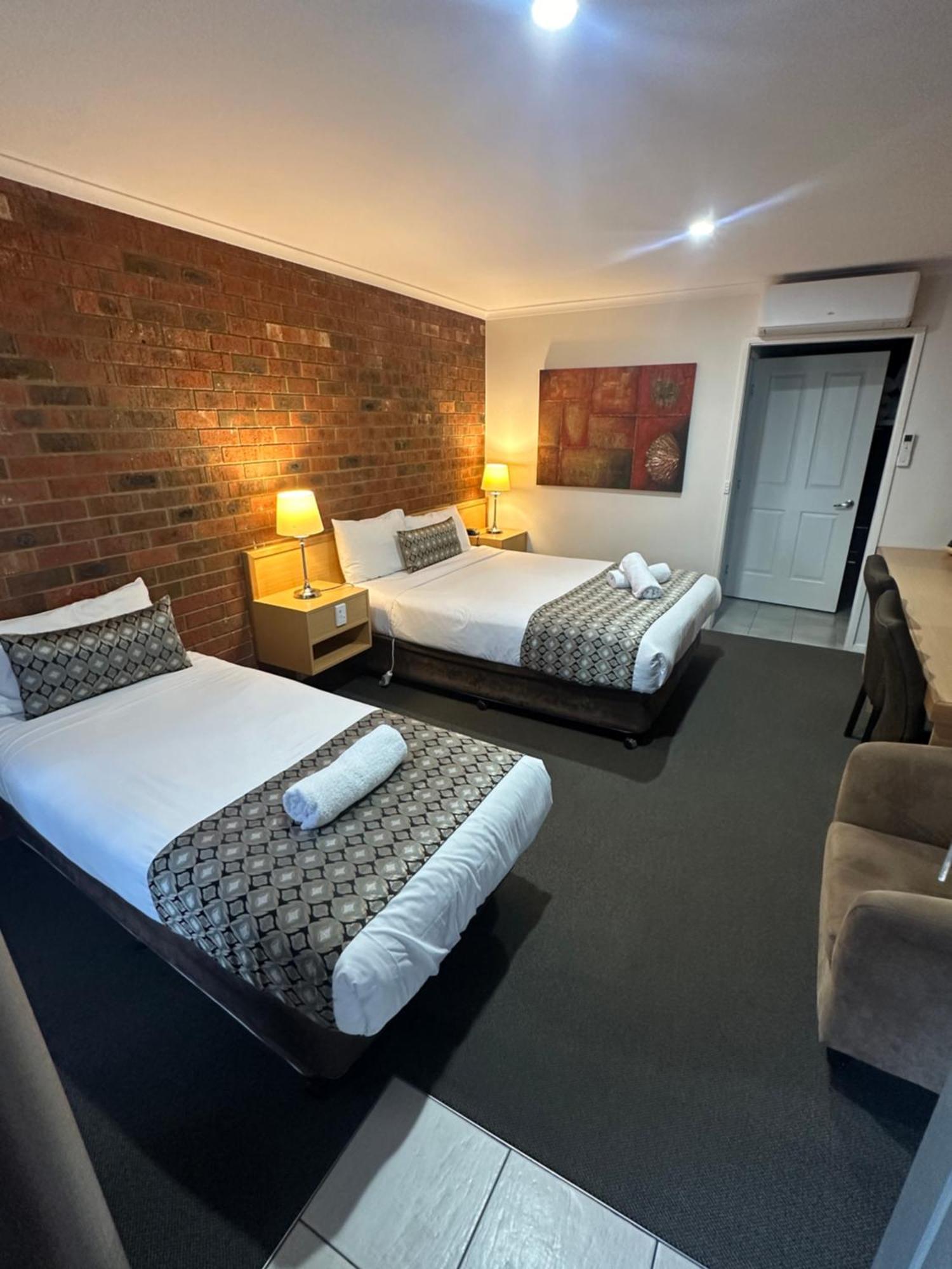 Pevensey Motor Lodge Echuca Kültér fotó