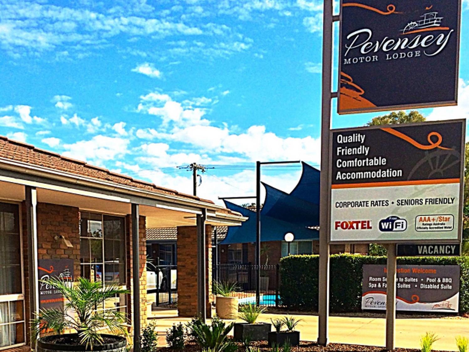 Pevensey Motor Lodge Echuca Kültér fotó