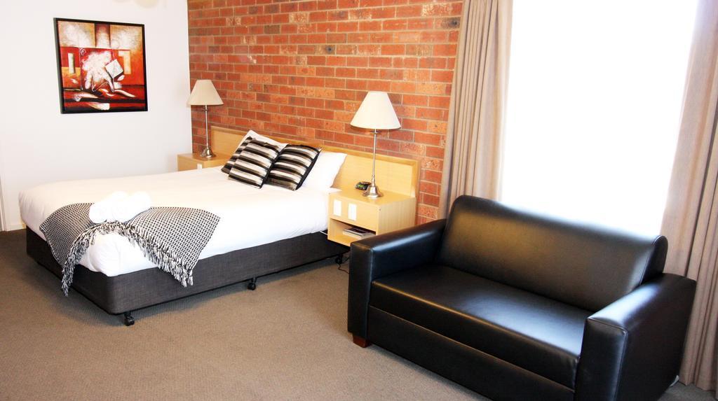 Pevensey Motor Lodge Echuca Kültér fotó