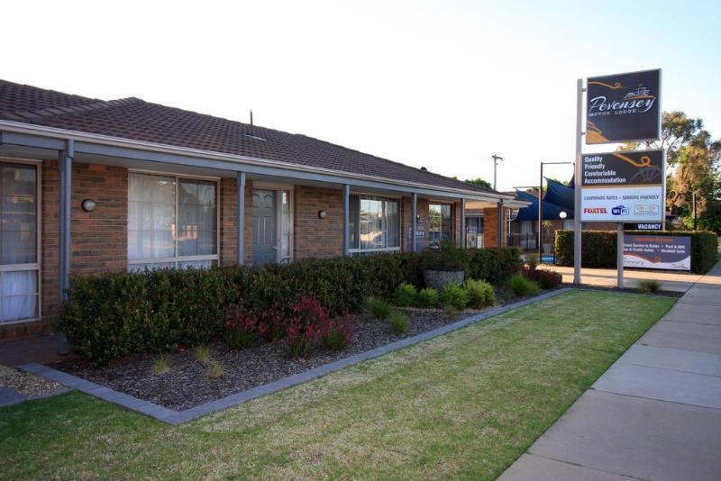 Pevensey Motor Lodge Echuca Kültér fotó