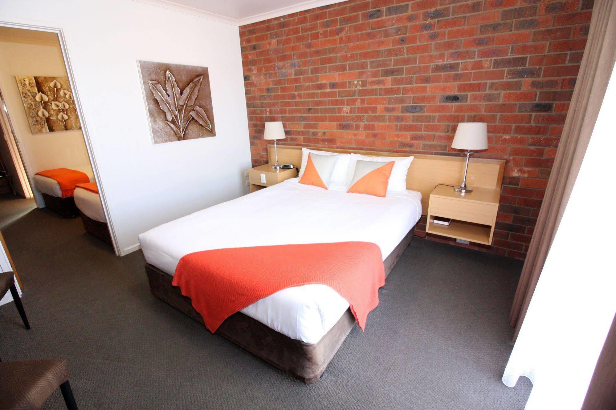 Pevensey Motor Lodge Echuca Kültér fotó