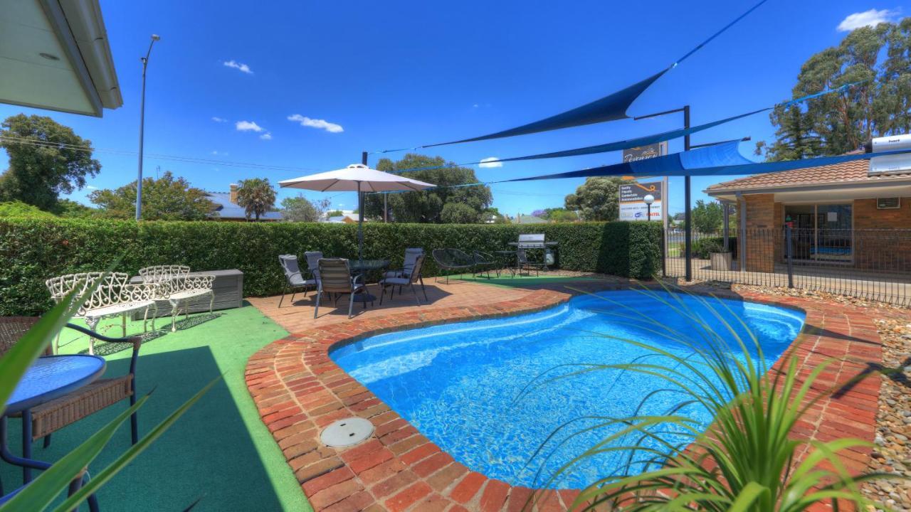 Pevensey Motor Lodge Echuca Kültér fotó